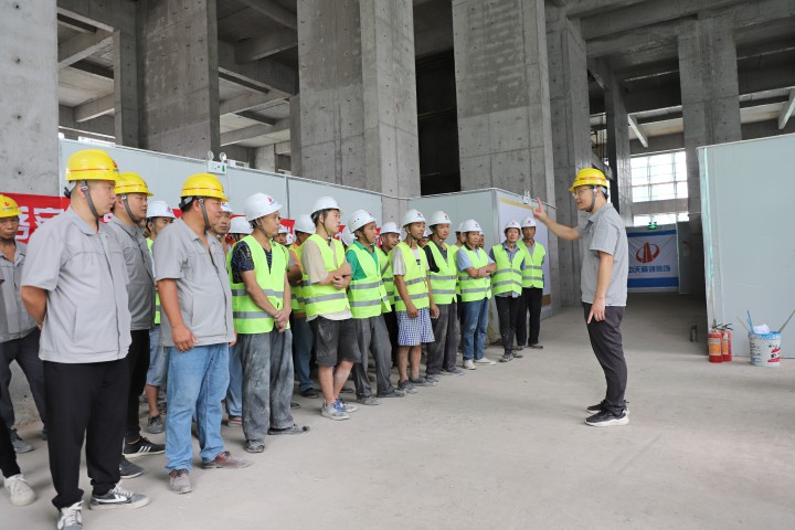 中天精誠裝飾組織開展“9.9安全日”活動