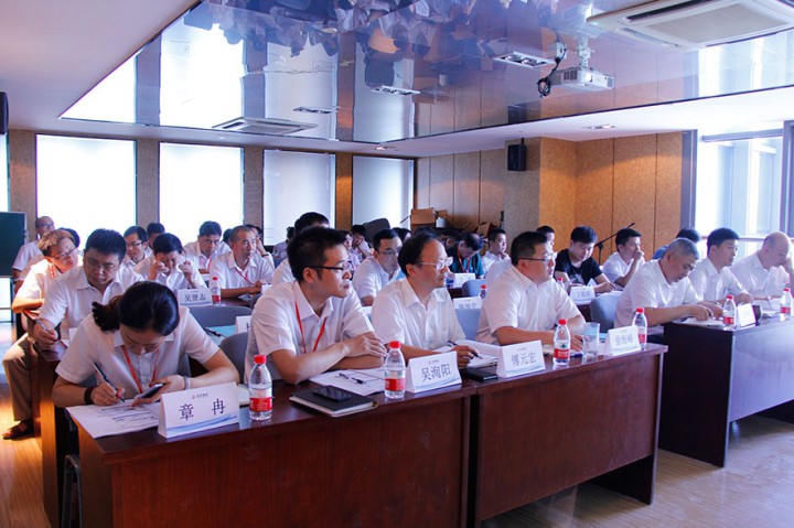 裝飾集團召開2015半年工作總結推進會