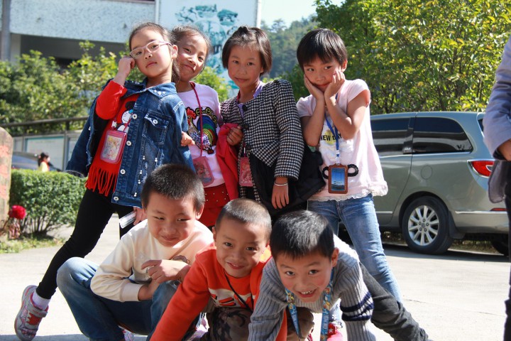 讓愛流動點亮夢想 關愛農村留守兒童