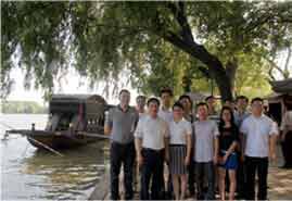 裝飾集團黨支部 “七一”組織黨員紅色之旅活動