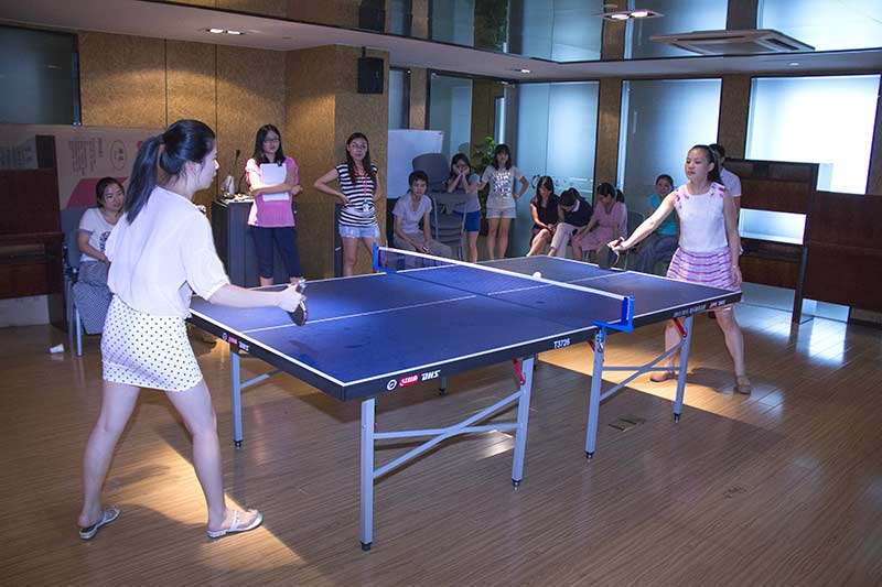 裝飾集團組織機關員工乒乓球比賽活動