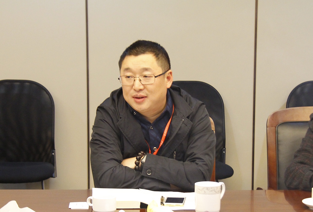 中裝協(xié)、省裝協(xié)領(lǐng)導(dǎo)到裝飾集團(tuán)考察調(diào)研