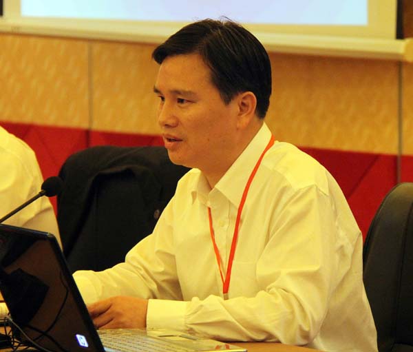 裝飾集團(tuán)召開(kāi)項(xiàng)目經(jīng)理會(huì)議