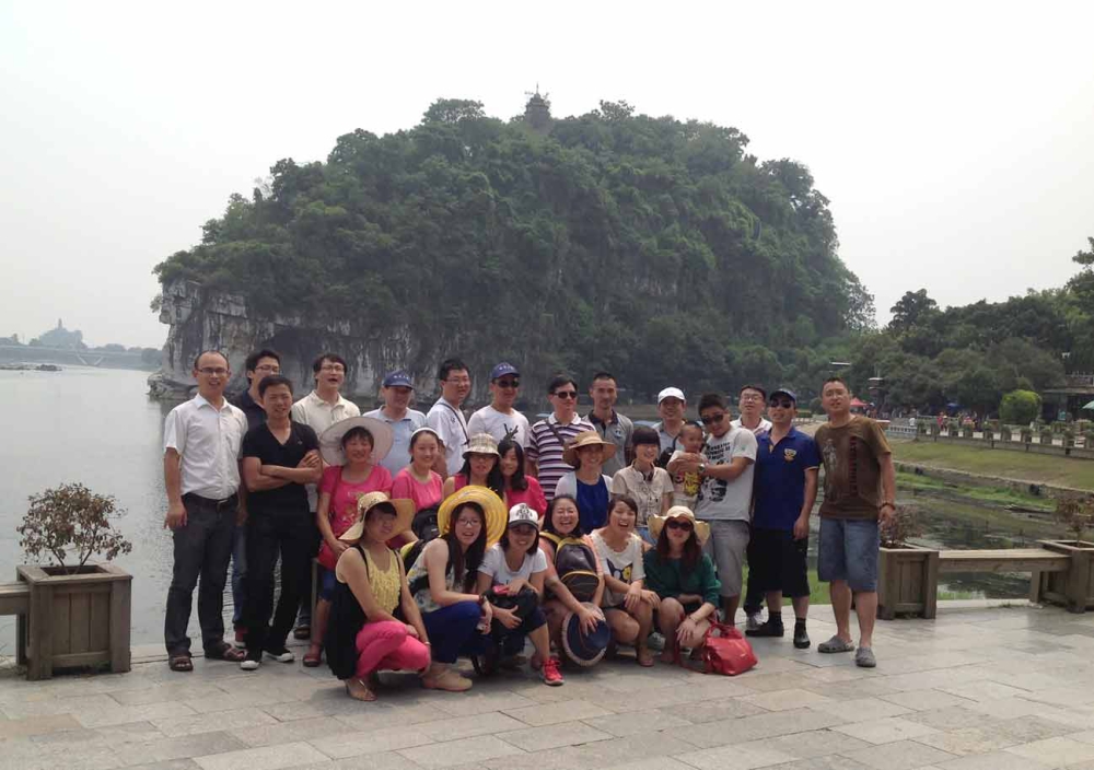中天裝飾集團組織開展員工桂林旅游活動
