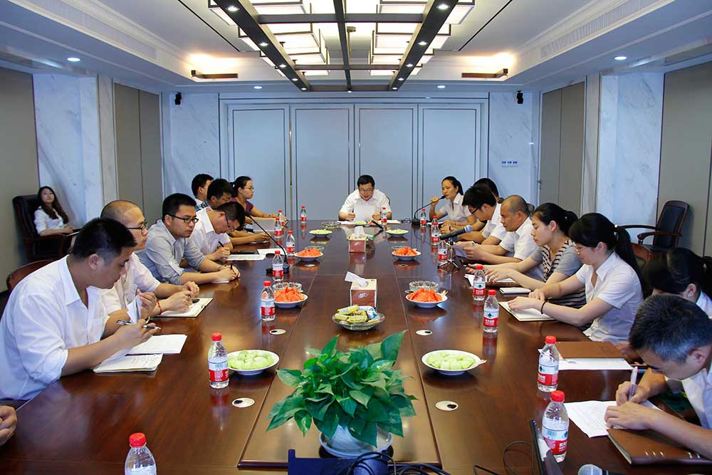 裝飾集團舉行總裁與基層員工座談會