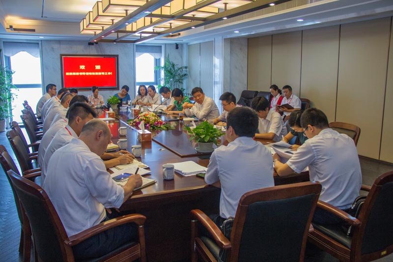 樓永良董事長率集團(tuán)檢查組對裝飾集團(tuán)開展工作檢查