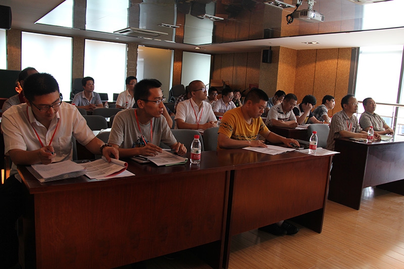 裝飾集團(tuán)舉辦項(xiàng)目技術(shù)交流會(huì)