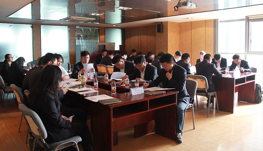 裝飾集團組織第一季度工作學習會