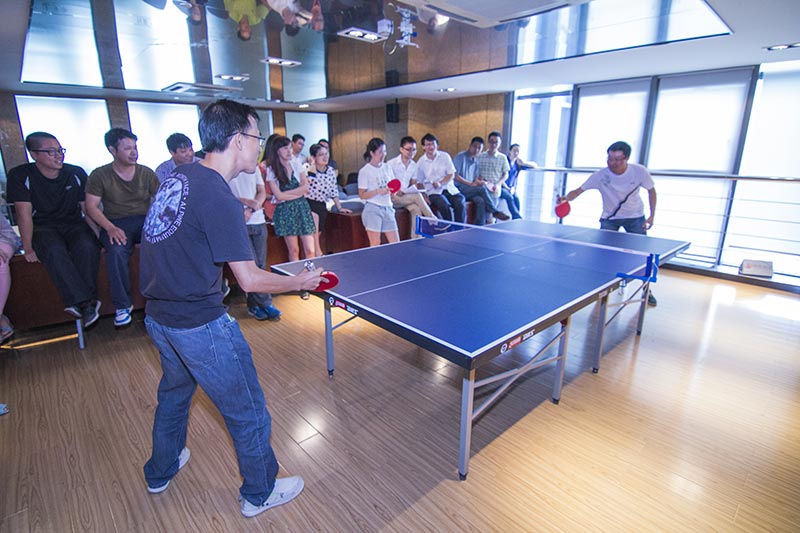 裝飾集團組織機關員工乒乓球比賽活動