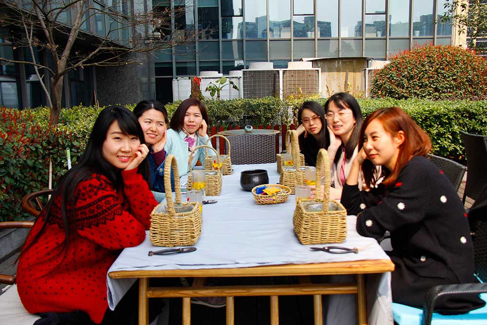 裝飾集團(tuán)組織開展三八婦女節(jié)活動(dòng)